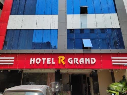 Oyo Flagship 80855 Hotel R Grand Vijayawāda Exteriör bild